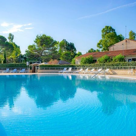 Hotel Vtf Le Castelet Saint Aygulf Zewnętrze zdjęcie