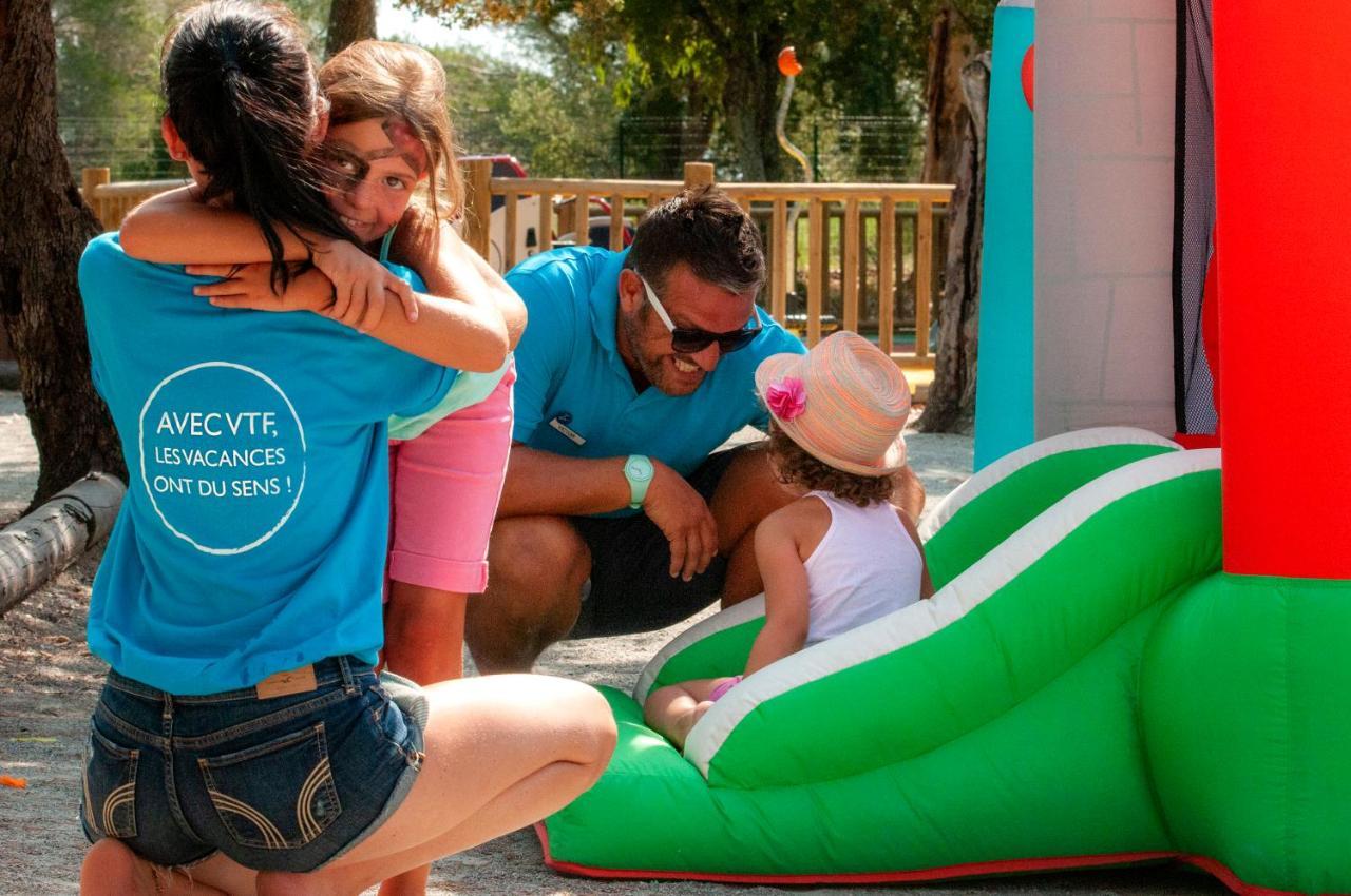 Hotel Vtf Le Castelet Saint Aygulf Zewnętrze zdjęcie